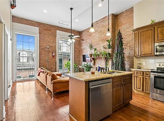 2nd image of 1224 Decatur St #1B