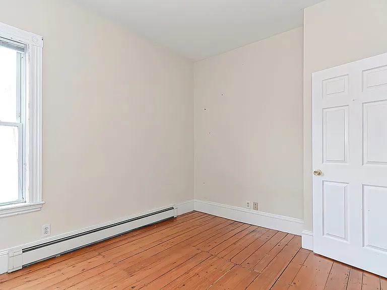 108 Beacon St — Photo 7