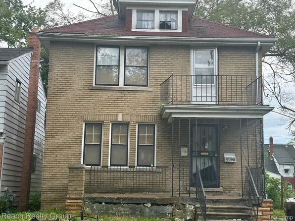 9398 Manor St, Detroit, MI 48204