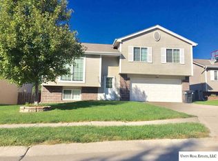 7326 Wyoming St, Omaha, NE 68122