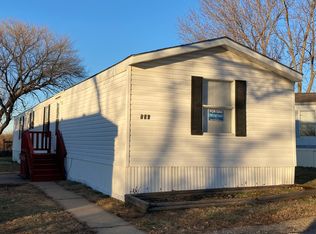 738 SE Ridgeview Dr, Topeka, KS 66609