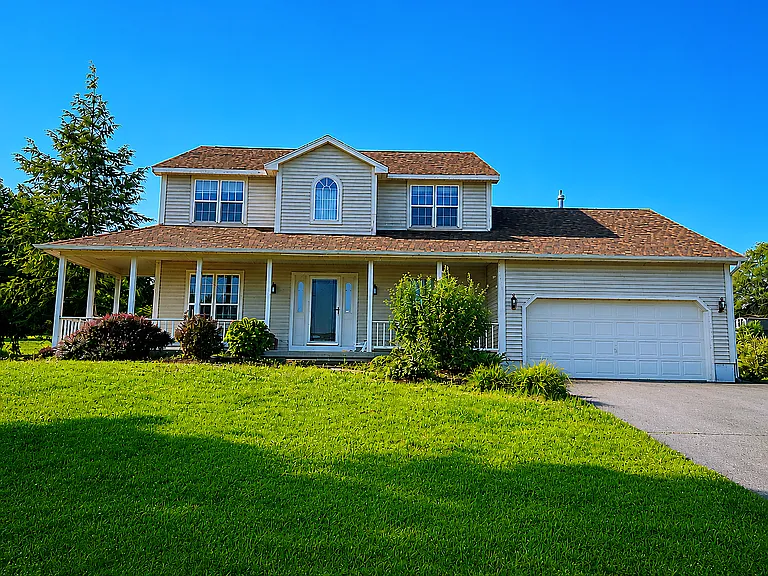 4224 Winding Creek Rd — Photo 1