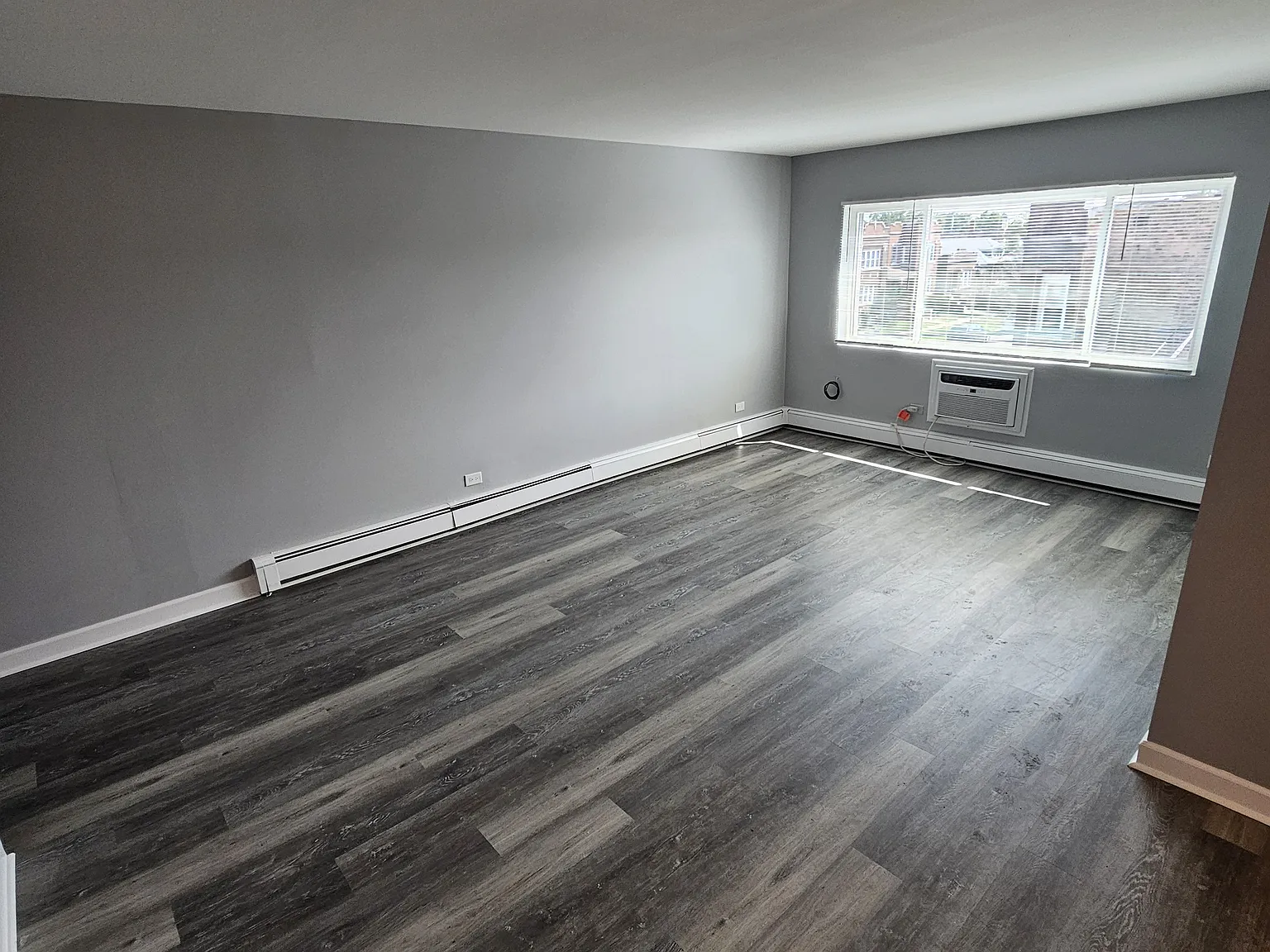 1 bed, $1,400 — Photo 2