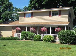 1506 Raymond St, Bay City, MI 48706
