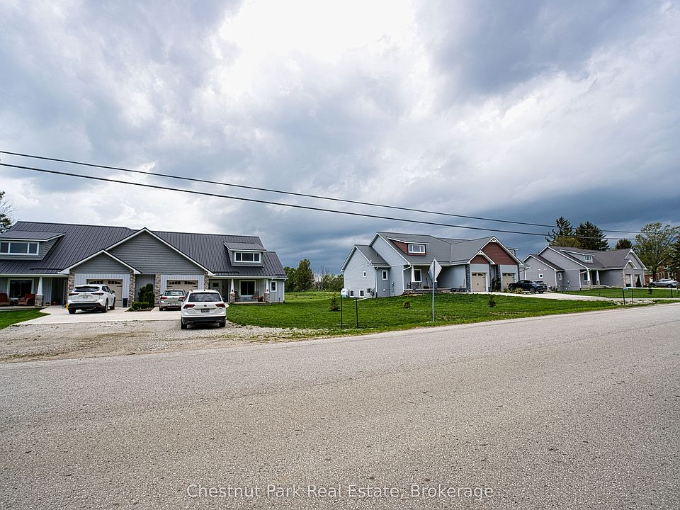 1st image of 319926 Kemble Rock Rd #319916