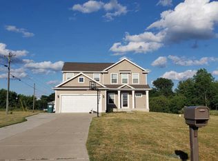 1047 Huber Ponds Dr, Charlotte, MI 48813