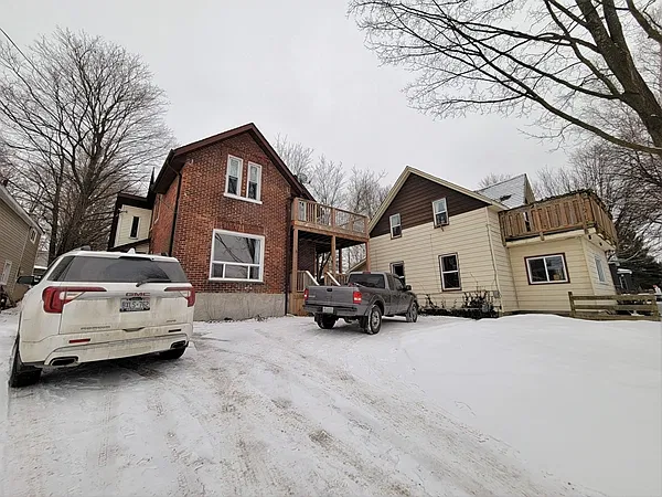 5 Church St #UPPER