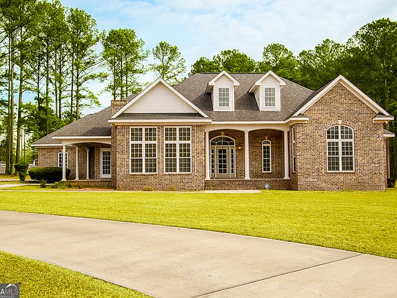 2nd image of 200 Lex Strickland Rd