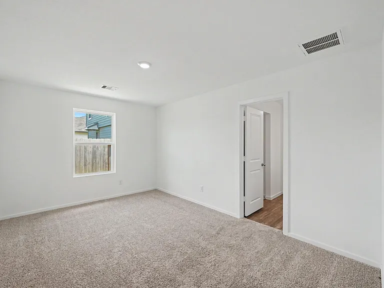 40839 Hawthorne Glades St — Photo 18