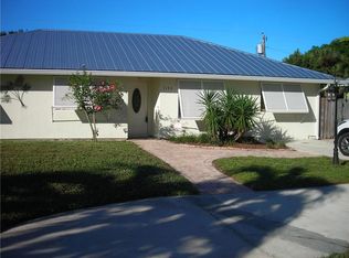 1153 NW 12th Ter, Stuart, FL 34994