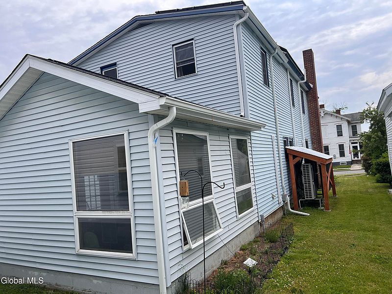 5th image of 59 Pearl Street