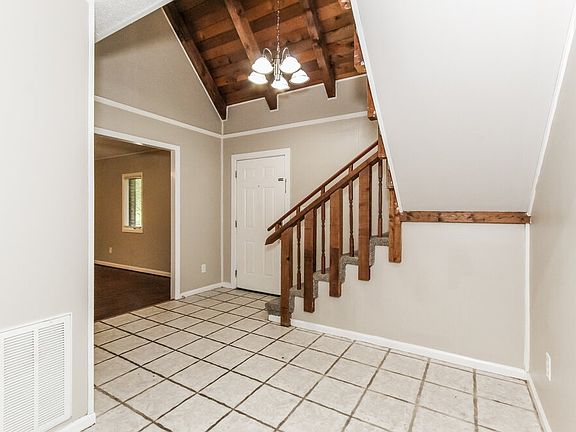 5th image of 24 Autry Dr