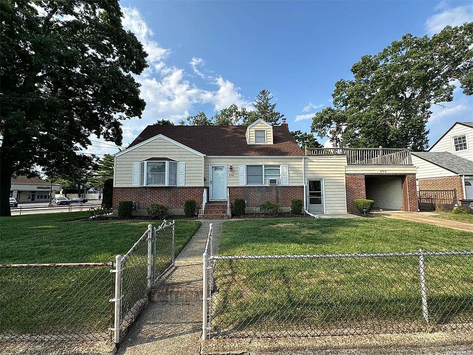 1st image of 690 Baldwin Drive