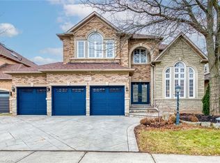 2201 Galloway Dr, Oakville, ON L6H5M1