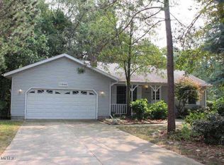 11966 Lakeshore Dr, Grand Haven, MI 49417