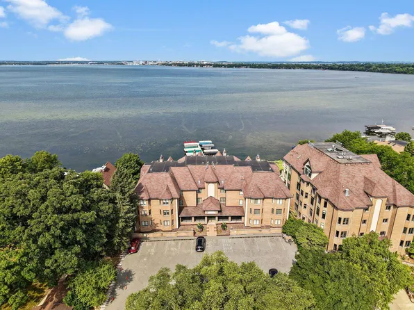 4001 Monona Dr APT 204, Madison, WI 53716