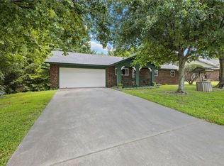 5797 Walden St, Lowell, AR 72745