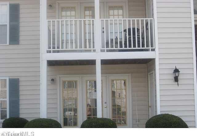 1st image of 801 Moultrie Ct