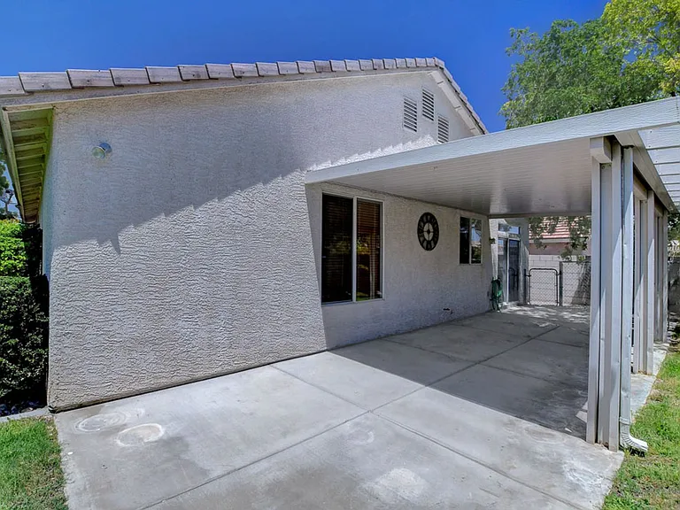 8737 Radiant Ruby Ave — Photo 36