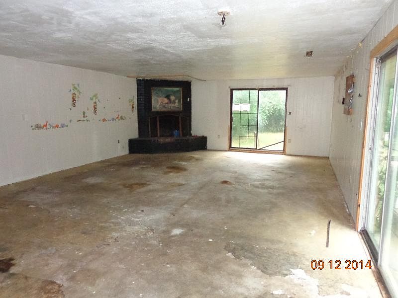 2nd image of 2621 SW 24th St