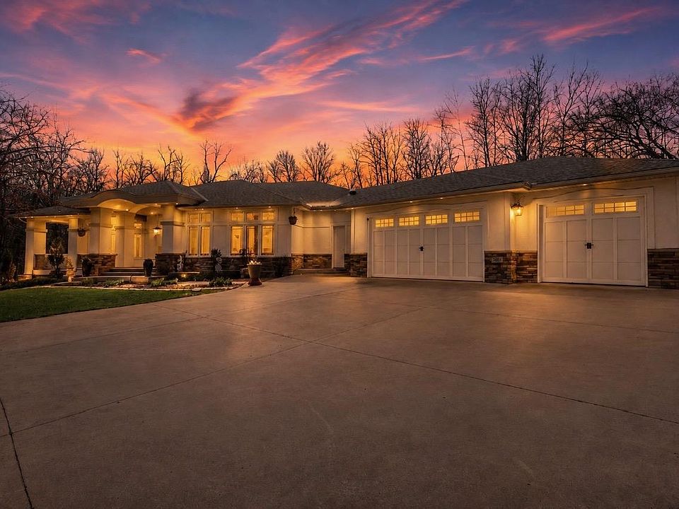 1st image of 9401 Elm Ct