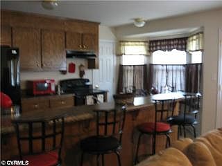 2nd image of 451 Orange Ln