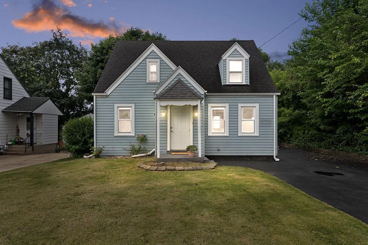 4711 Shirley AVENUE photo 1