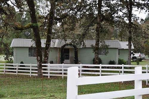 1st image of 40182 Hilltop Dr