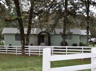 40182 Hilltop Dr, Lebanon, OR 97355