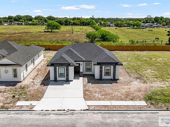 2nd image of 2006 Black Hills St Lot 11