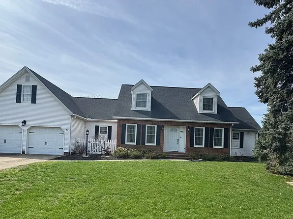 405 Ridgedale Dr, Circleville, OH 43113