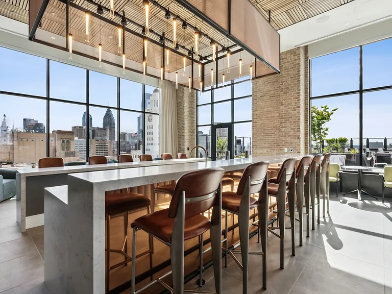 Broad + Noble — Photo 17