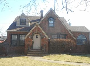 4707 Landchester Rd, Cleveland, OH 44109