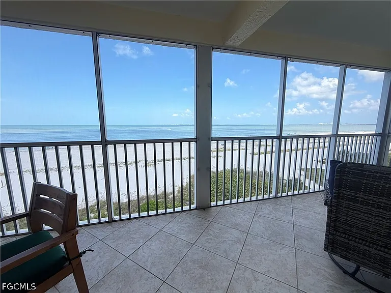 100 Estero Blvd #433 — Photo 29