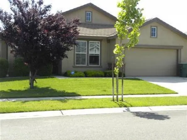 2079 Golden Gate Dr, Plumas Lake, CA 95961
