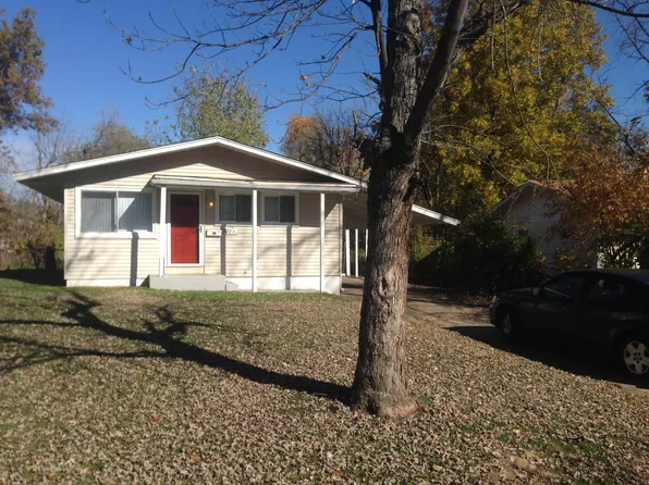 10250 Valley Dr, Saint Louis, MO 63137