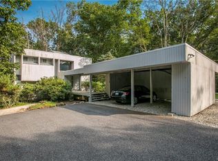 103 Old Mill River Rd, Pound Ridge, NY 10576