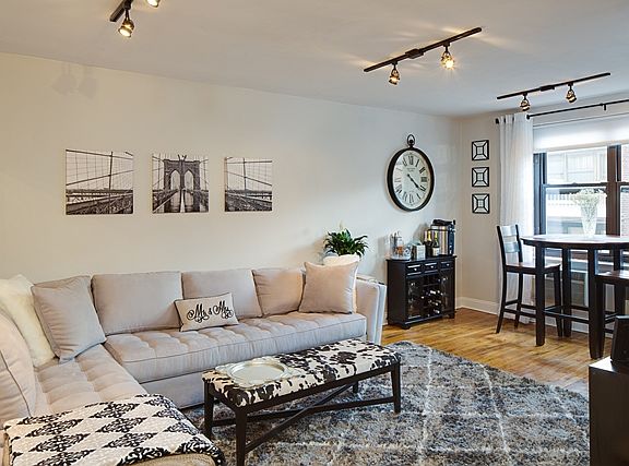 4th image of 15 Hill Park Ave APT 2E