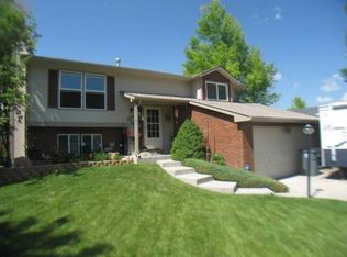 5500 La Cresta Ln, Cheyenne, WY 82001