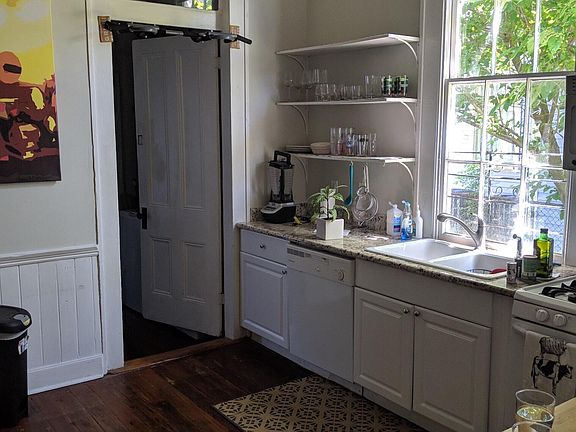 2nd image of 1239 Mandeville St