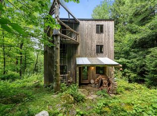 55 Stuart Lane, Waterbury, VT 05676