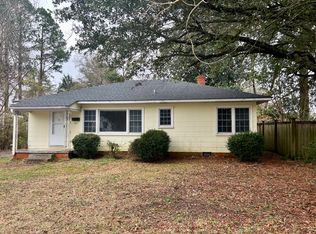 305 E 13th St, Washington, NC 27889