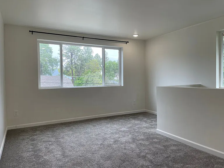 1603 S Grand Blvd — Photo 4