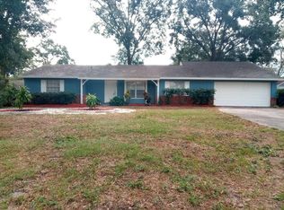 4111 Robin Way, Valrico, FL 33594