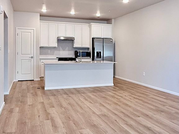 2nd image of 2714 Barnstormer St #B
