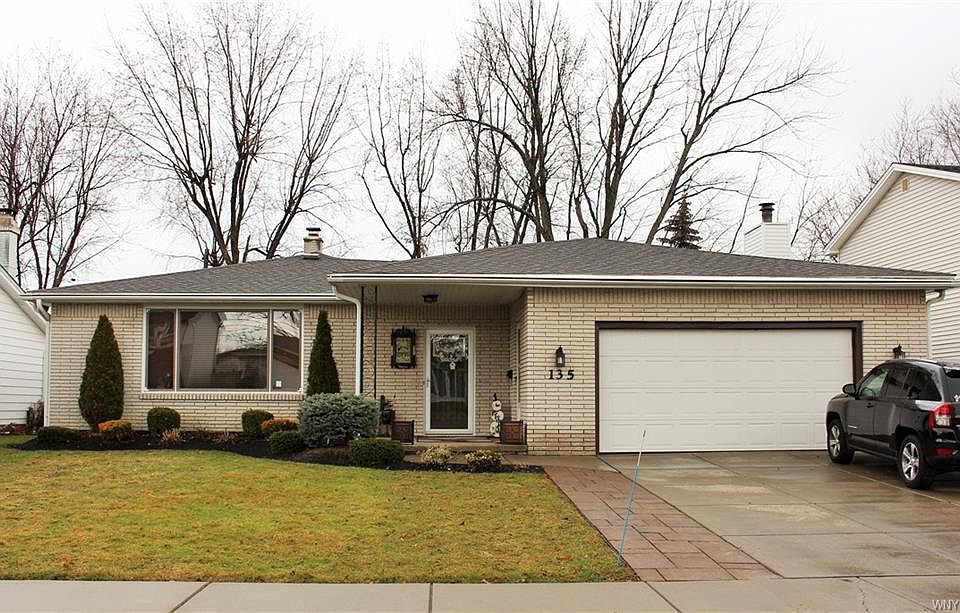 1st image of 135 Denise Dr