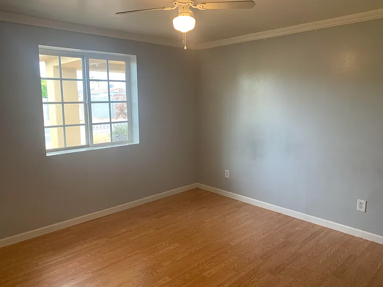 3320 E Ludlow Dr — Photo 11