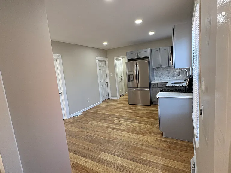 Kitchen - from angle 2