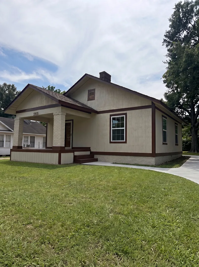 Spacious 4 Bedroom Home in Memphis $1,770/Month | Housing Vouchers Accepted — Photo 1