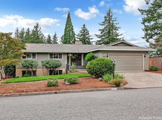 9821 SE Dundee Dr, Happy Valley, OR 97086